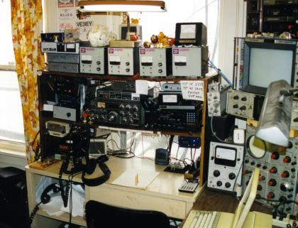 [Picture of my low VHF station]
